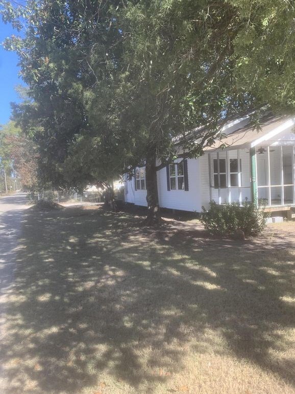 201 Fifth St, Picayune, MS 39466 - photo 4