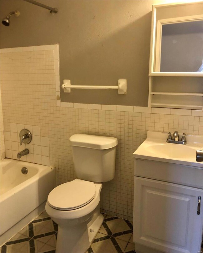 1720 Stilton Ct, Florissant, MO 63031 - photo 5