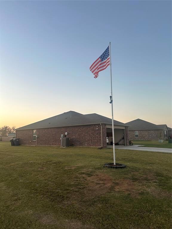 10340 Cadens Trail, Shawnee, OK 74804 - photo 3