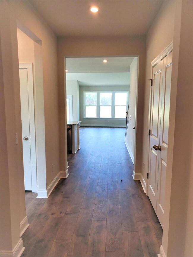 241 Bering Ln, Summerville, SC 29486 - photo 4