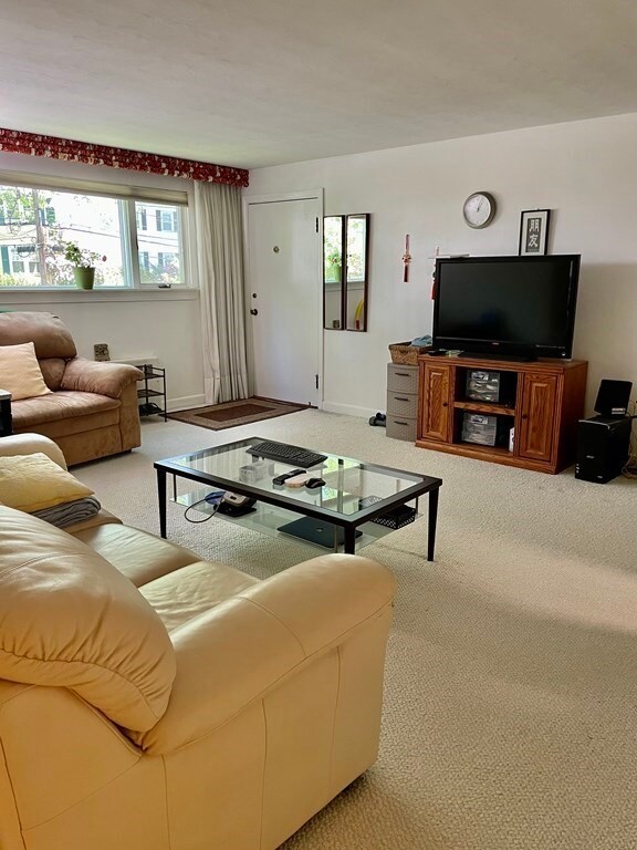 487 Lowell Ave unit 2, Newtonville, MA 02460 - photo 2