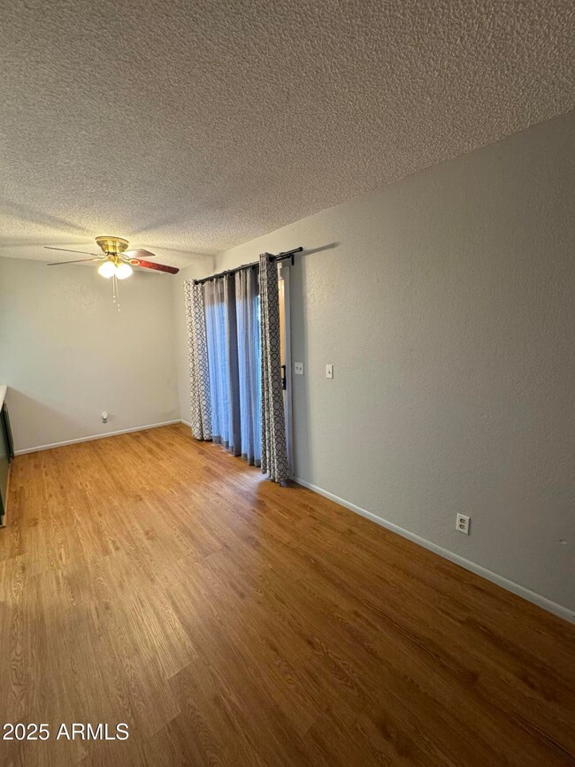 834 E Fountain St unit 4, Mesa, AZ 85203 - photo 4