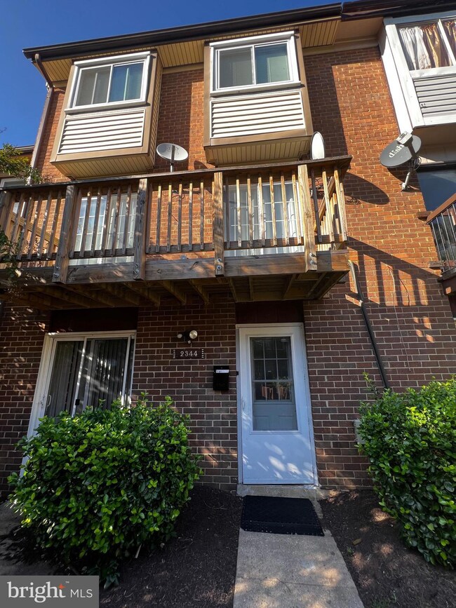 2344 Sun Valley Cir unit 2AB, Silver Spring, MD 20906 - photo 2