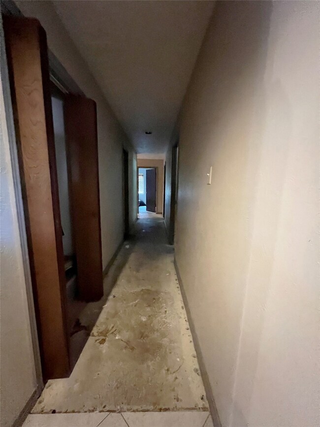 15319 Waldwick Dr, Tomball, TX 77377 - photo 4