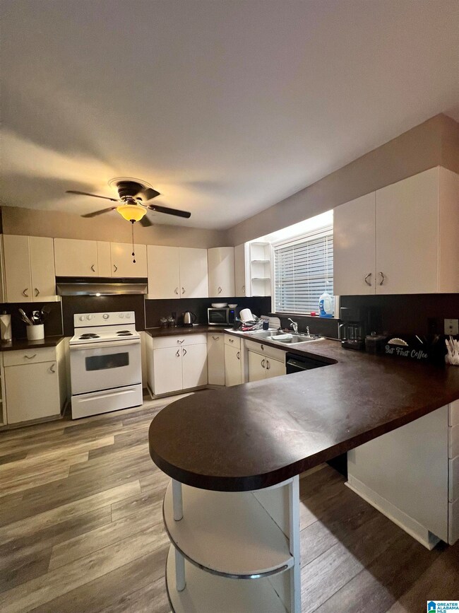 1708 3rd St NW, Center Point, AL 35215 - photo 5