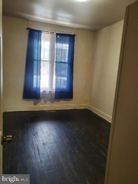 2728 The Alameda, Baltimore, MD 21218 - photo 2