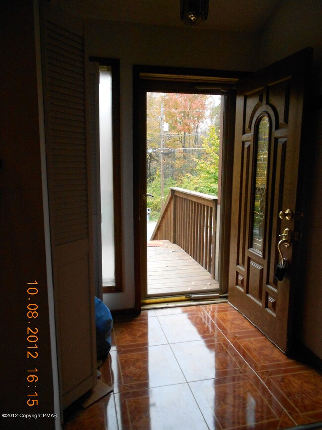 9490 Juniper Dr, Tobyhanna, PA 18466 - photo 2