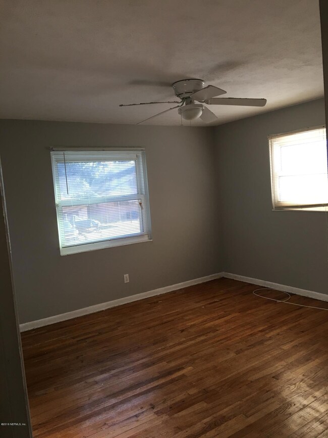 8339 Bengalin Ave, Jacksonville, FL 32211 - photo 4