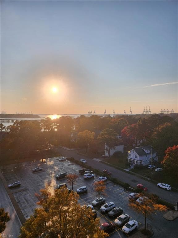 The Algonquin House unit 10F, Norfolk, VA 23505 - photo 2