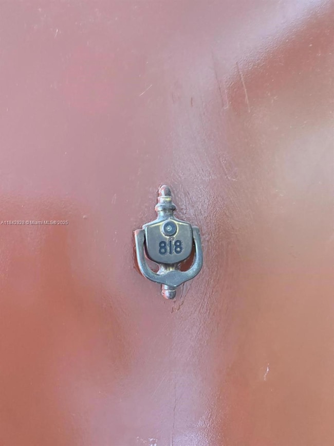 Crestview Towers unit 818, North Miami Beach, FL 33162 - photo 2