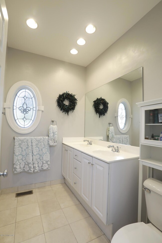 1318 Eastern Pkwy unit 5, Louisville, KY 40204 - photo 5