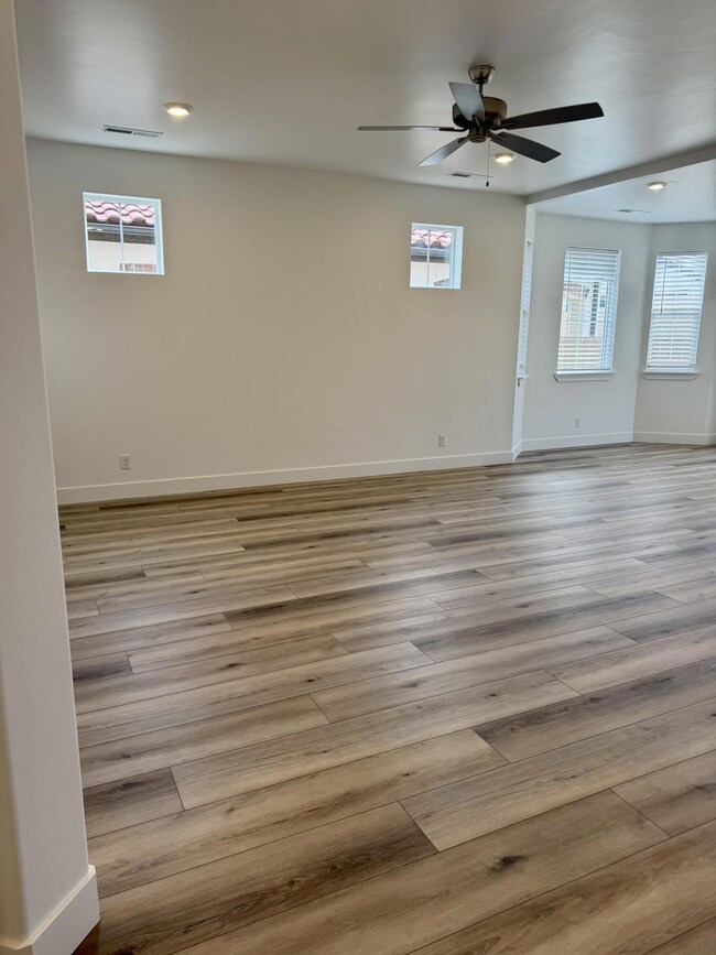 493 W Avery, Saint George, UT 84790 - photo 5