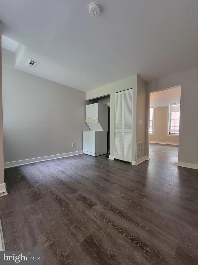 40 S Arlington Ave unit 1, Baltimore, MD 21223 - photo 5