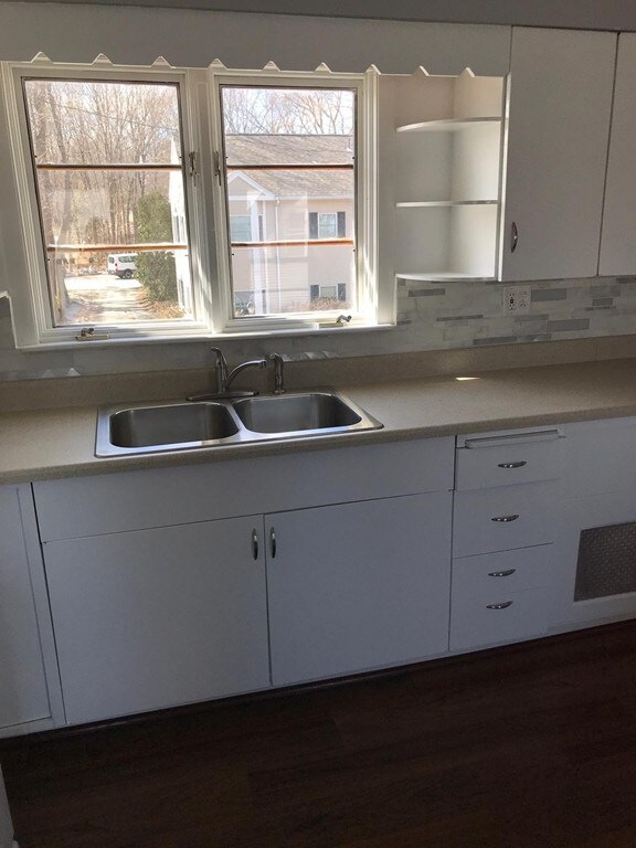 22 Franklin St unit 2, Hudson, MA 01749 - photo 2