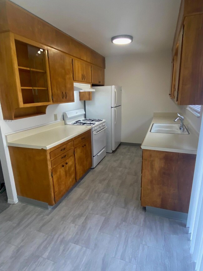Windy Way - kitchen 3