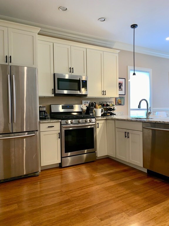 283 Dorchester St unit 3, Boston, MA 02127 - photo 4