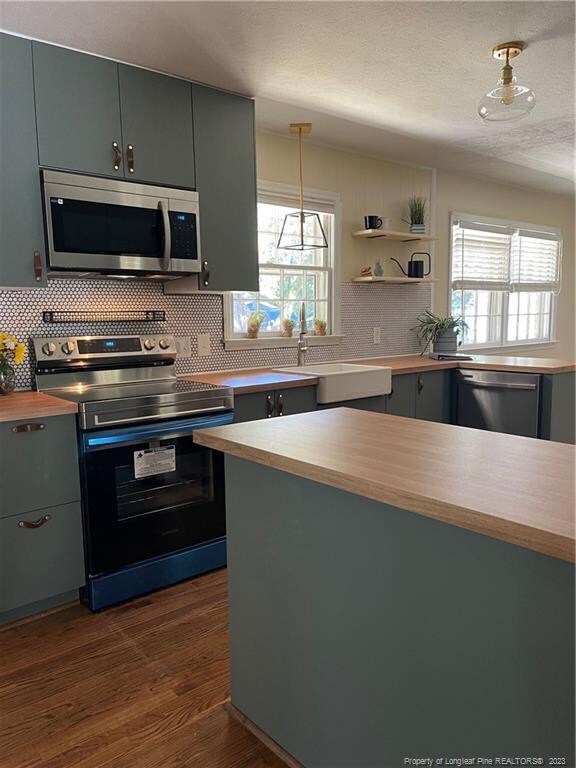 256 Westwood Dr, Fayetteville, NC 28303 - photo 6