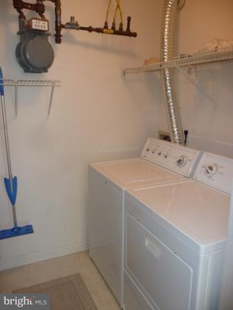 8050 Lisle Dr unit 219, Manassas, VA 20109 - photo 2