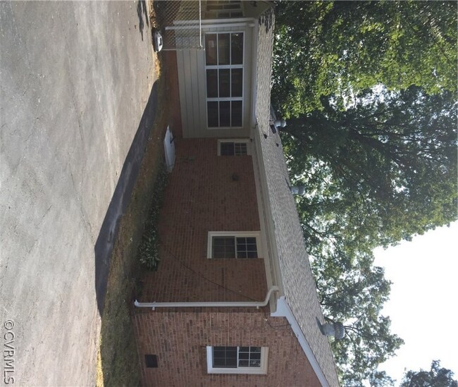 7820 Conifer Rd, North Chesterfield, VA 23237 - photo 3