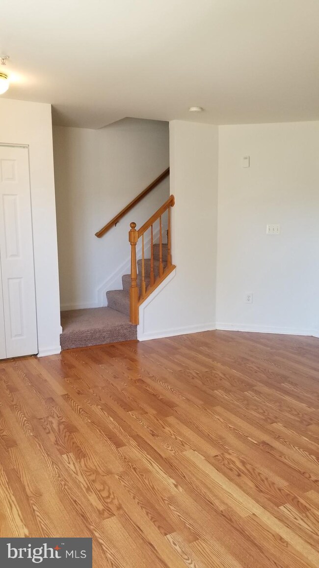 9603 Antler Cir, Randallstown, MD 21133 - photo 5