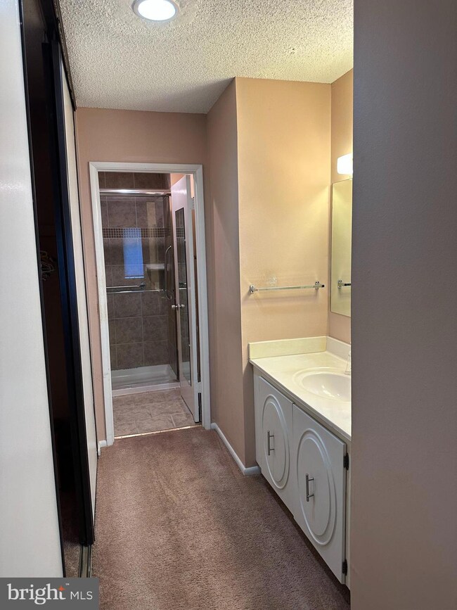 3500 Forest Edge Dr unit 3F, Silver Spring, MD 20906 - photo 6