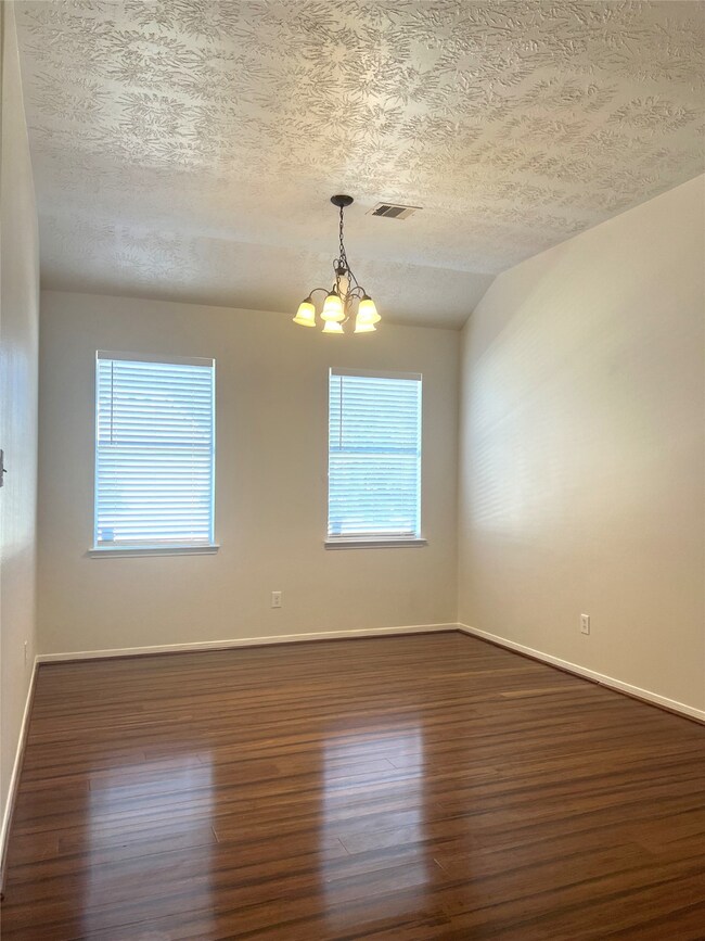 6942 Poncha Springs Ct, Houston, TX 77040 - photo 6