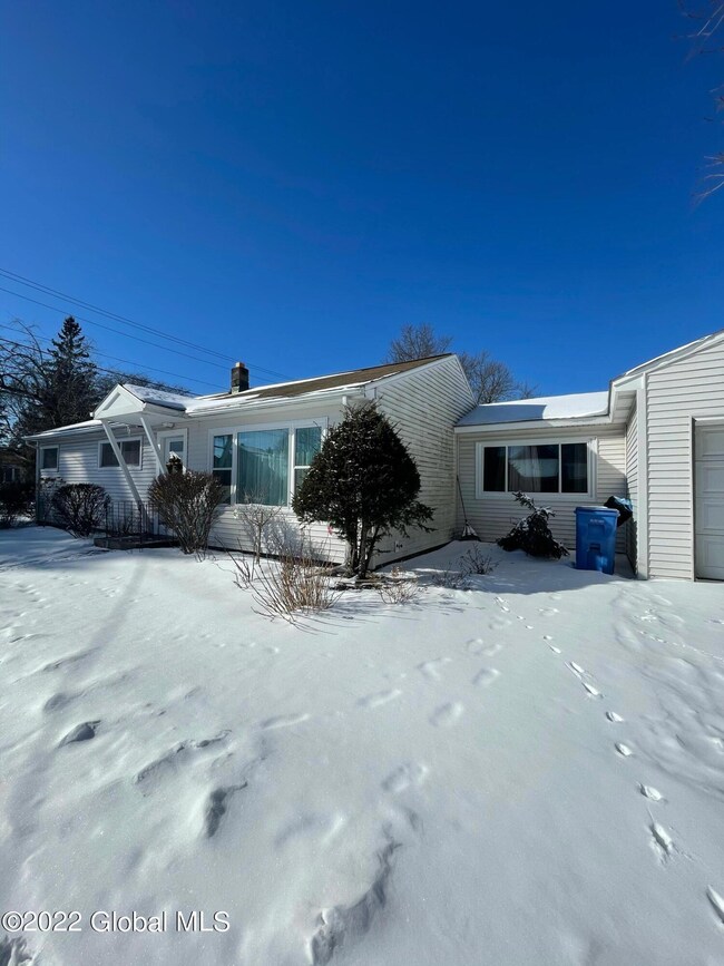 237 Whitehall Rd, Albany, NY 12209 - photo 2