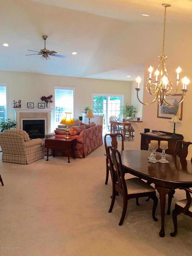 28 Willow Way, Dallas, PA 18612 - photo 3