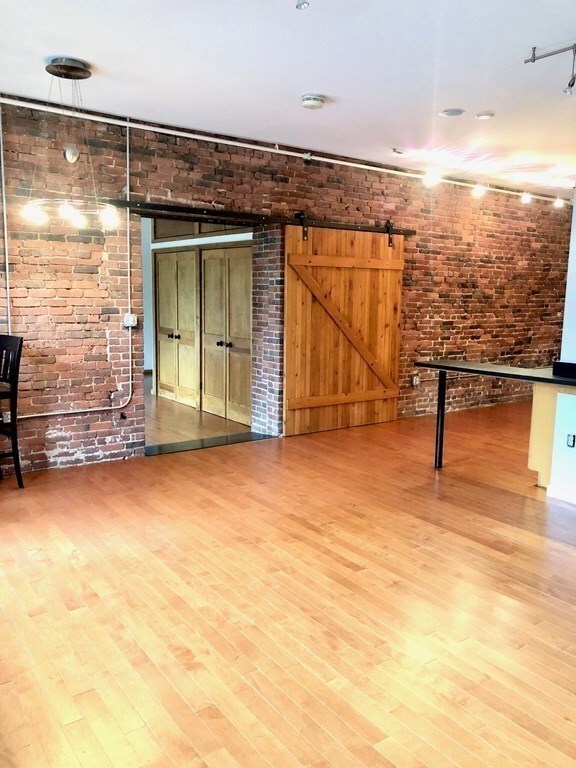 26 Stillman St unit 2-3, Boston, MA 02113 - photo 4