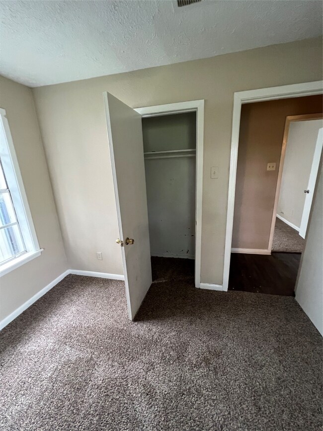 2905 Mooney Rd, Houston, TX 77093 - photo 7