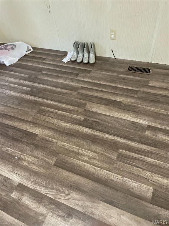 4981 N Burning Bush Ct, Columbia, MO 65202 - photo 6