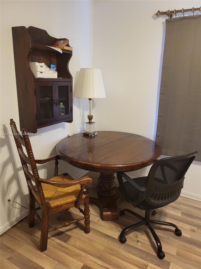 1024 SE 4th Ave unit 403, Dania, FL 33004 - photo 5