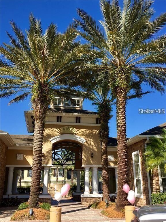 10021 Courtney Palms Blvd unit 202, Tampa, FL 33619 - photo 2