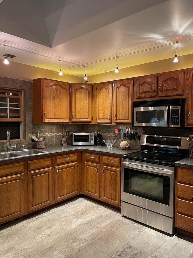 Kitchen 1