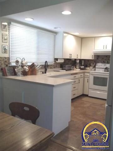 6026 SW 46th St, Topeka, KS 66610 - photo 5