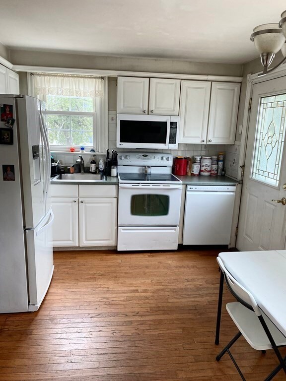 5 Trask St, Danvers, MA 01923 - photo 2