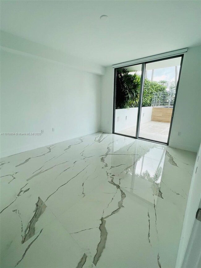 Parque Towers at St. Tropez unit 4-505, Sunny Isles Beach, FL 33160 - photo 5