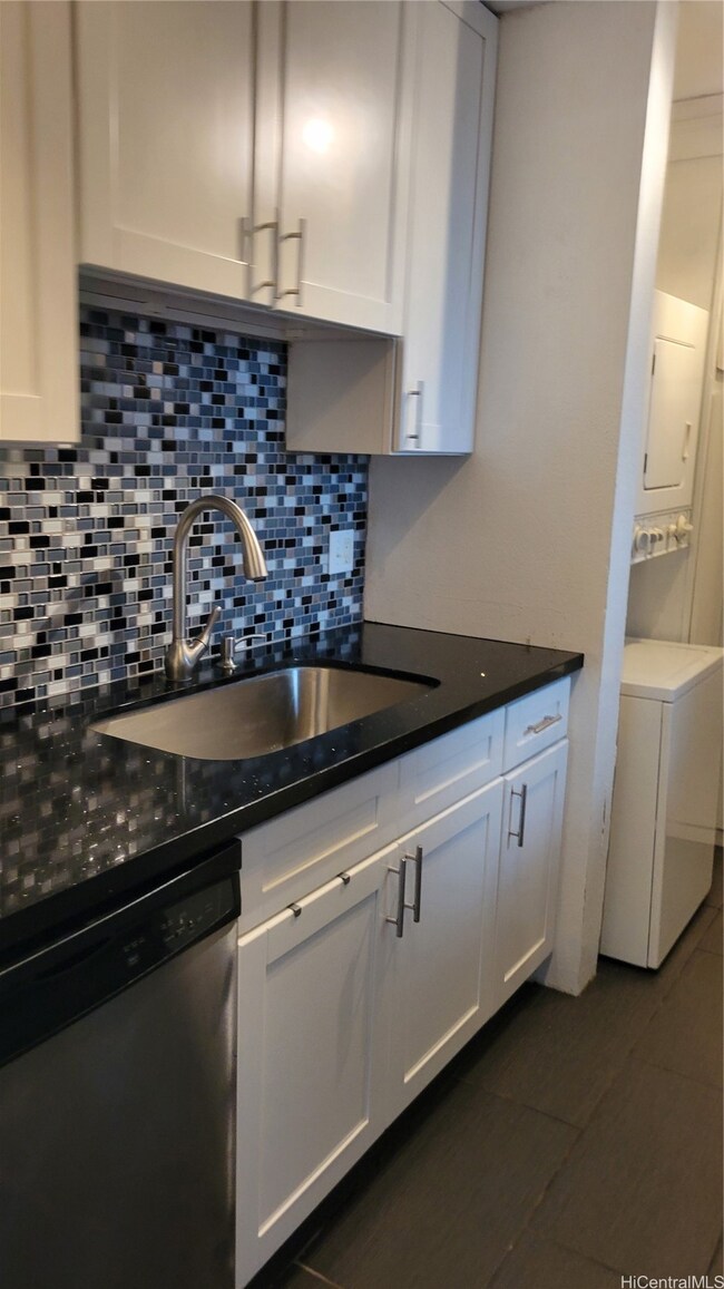 Twenty One Hundred unit 1802, Honolulu, HI 96826 - photo 4