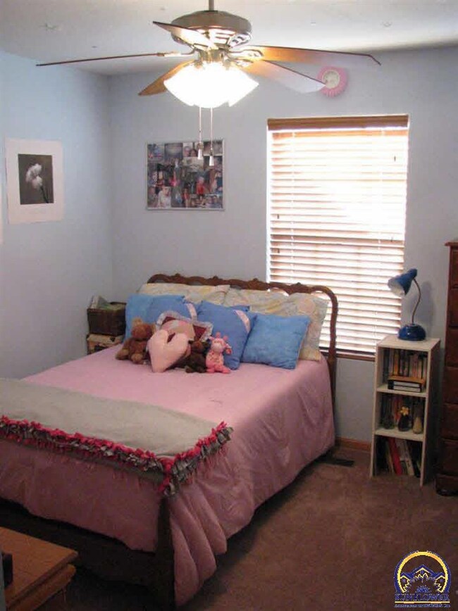 1216 Riley Ave, Emporia, KS 66801 - photo 7