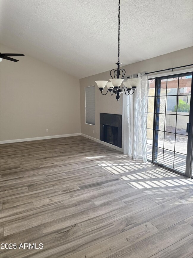 7717 S Heather Dr, Tempe, AZ 85284 - photo 5