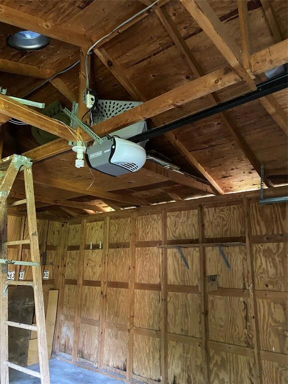 1010 SW 4th St, Grand Prairie, TX 75051 - photo 4