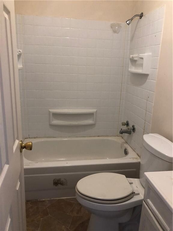 2615 Cottage Grove Ave, Des Moines, IA 50311 - photo 3