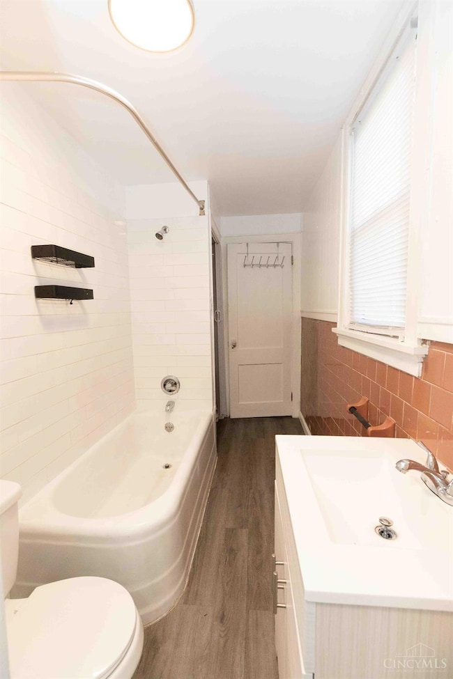 1909 Pogue Ave, Cincinnati, OH 45208 - photo 7