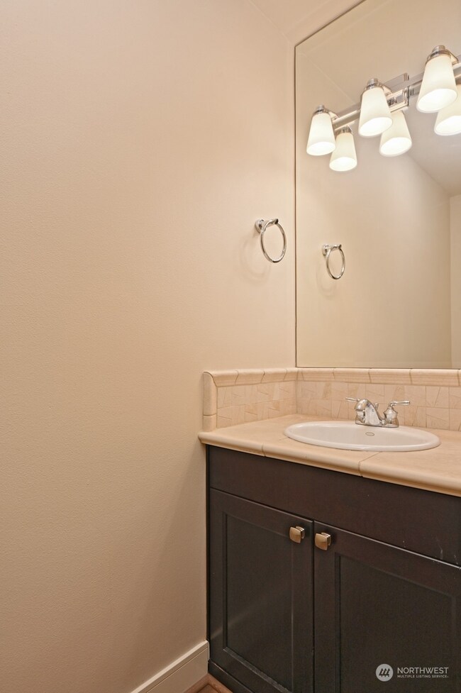 11801 Harbour Pointe Blvd unit 201, Mukilteo, WA 98275 - photo 7