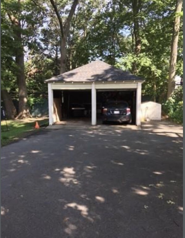 179 Allerton Rd unit 2, Newton Highlands, MA 02461 - photo 2