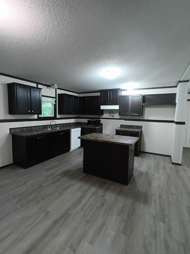 8 Allen Ave, New Holland, OH 43145 - photo 6