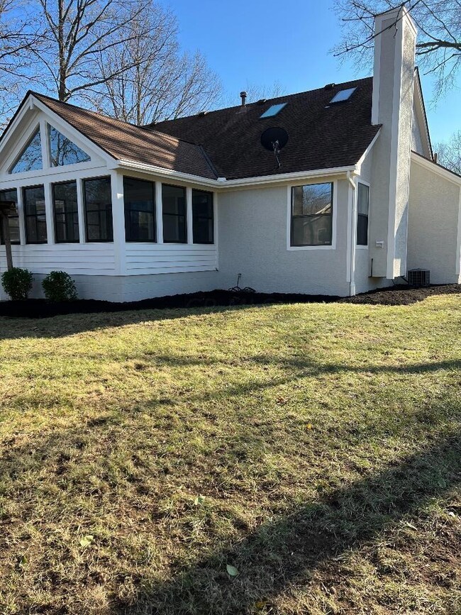 6416 Plankton Dr, Columbus, OH 43213 - photo 3