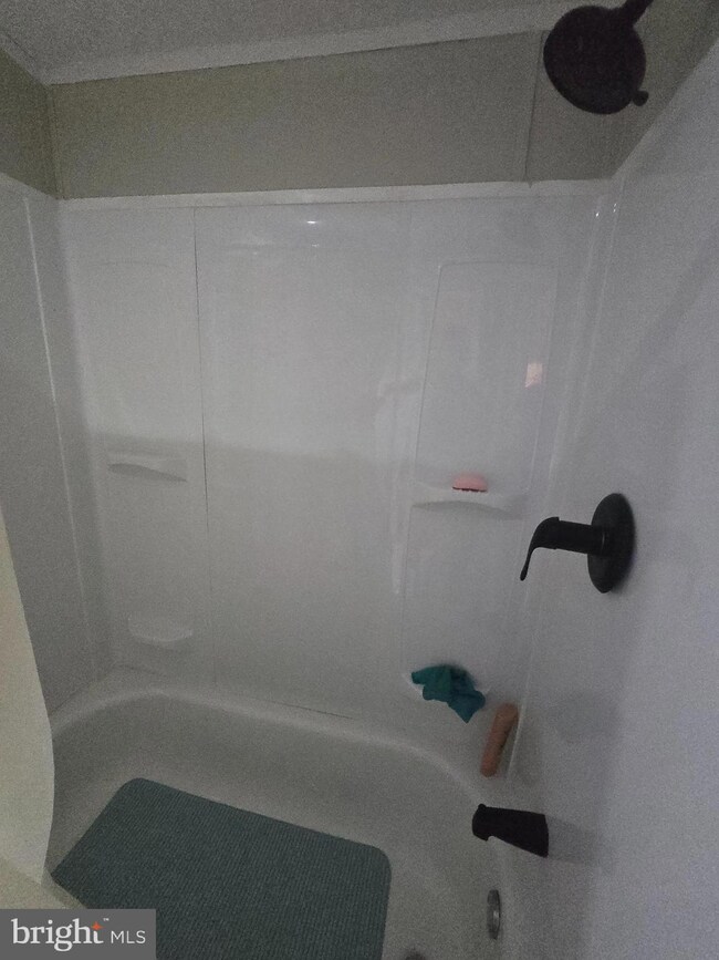 27 Navaho Ln, Honey Brook, PA 19344 - photo 4