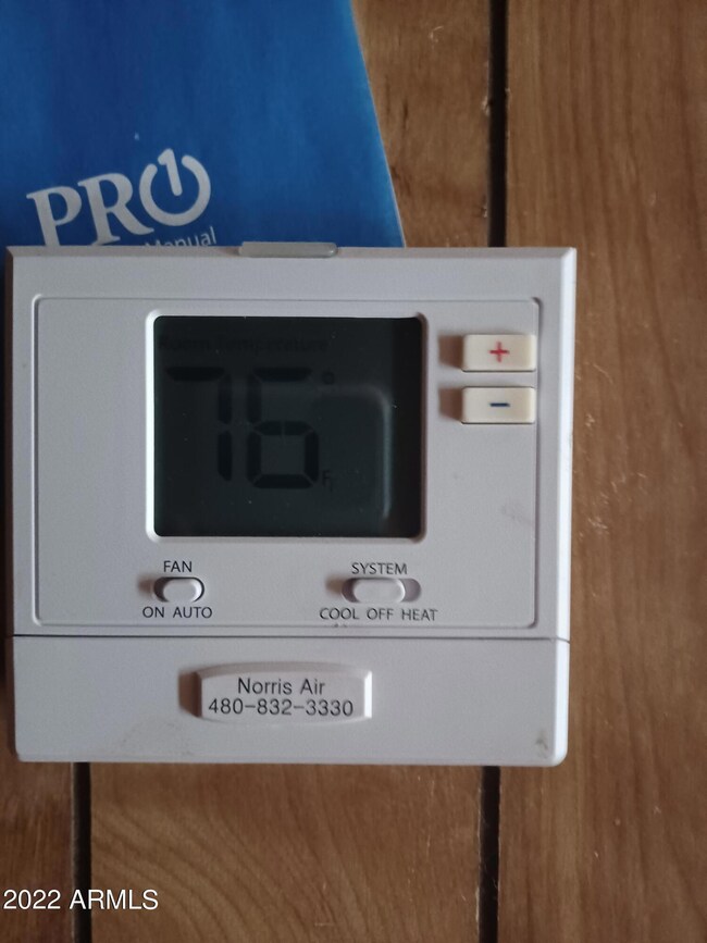 PROGRAMMABLE THERMOSTAT 159