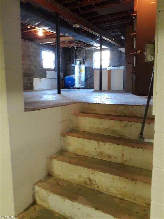 1439 Jackson Lake Rd, High Point, NC 27263 - photo 6